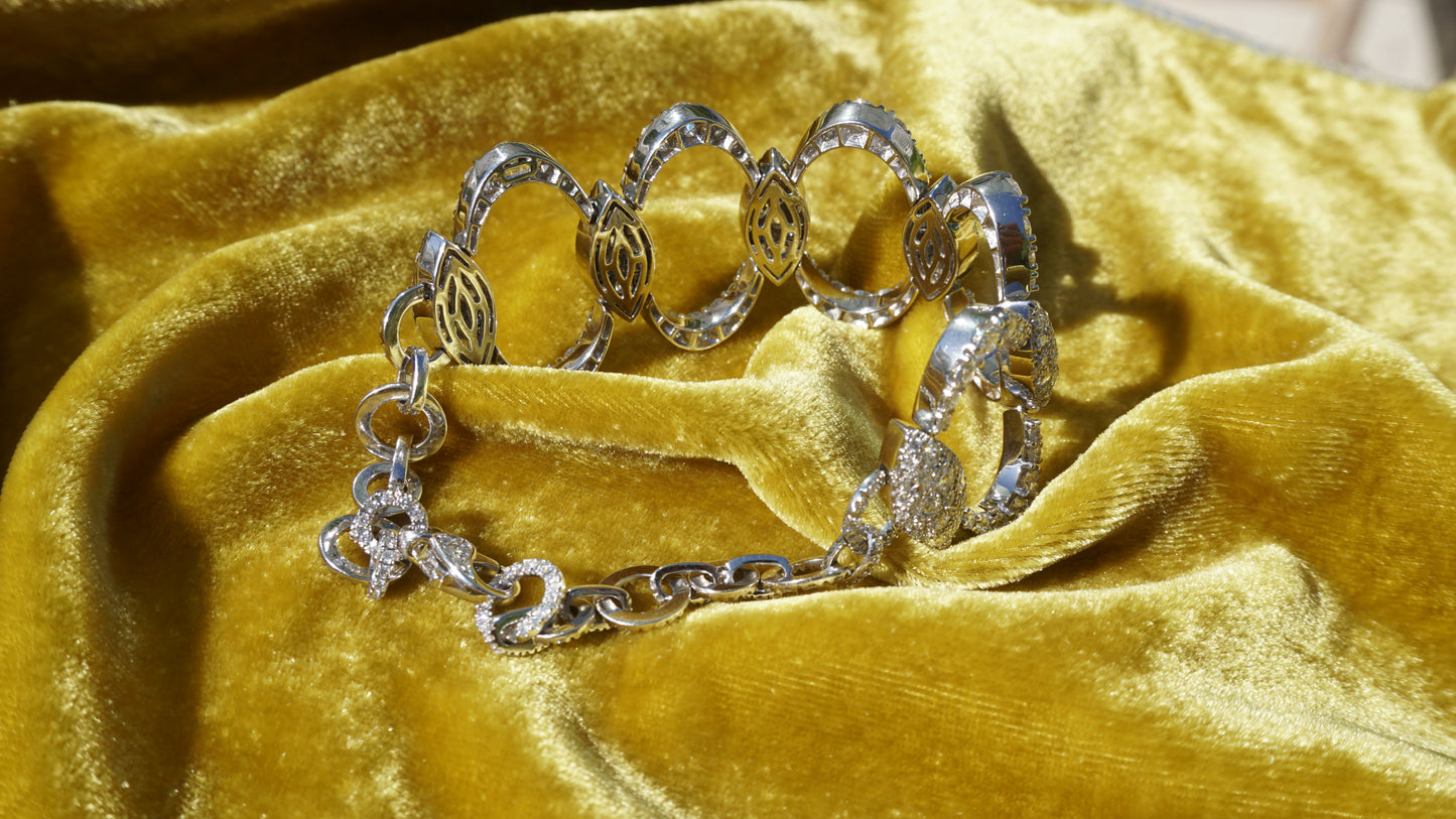 The Ovaline Bracelet