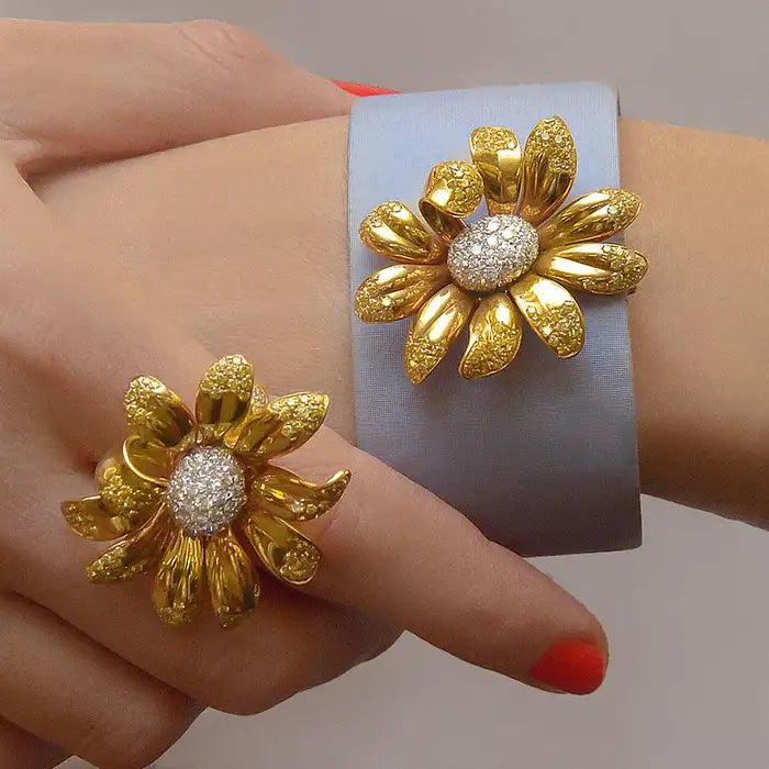Gold Daisy Flower Ring