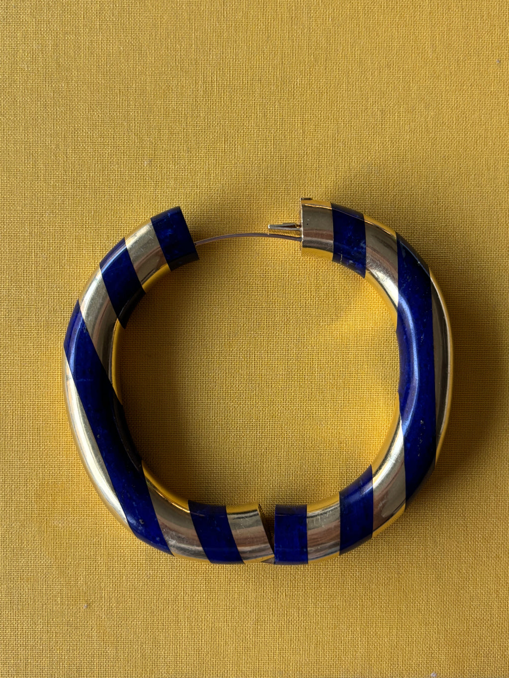 Lapis Bangle 1977