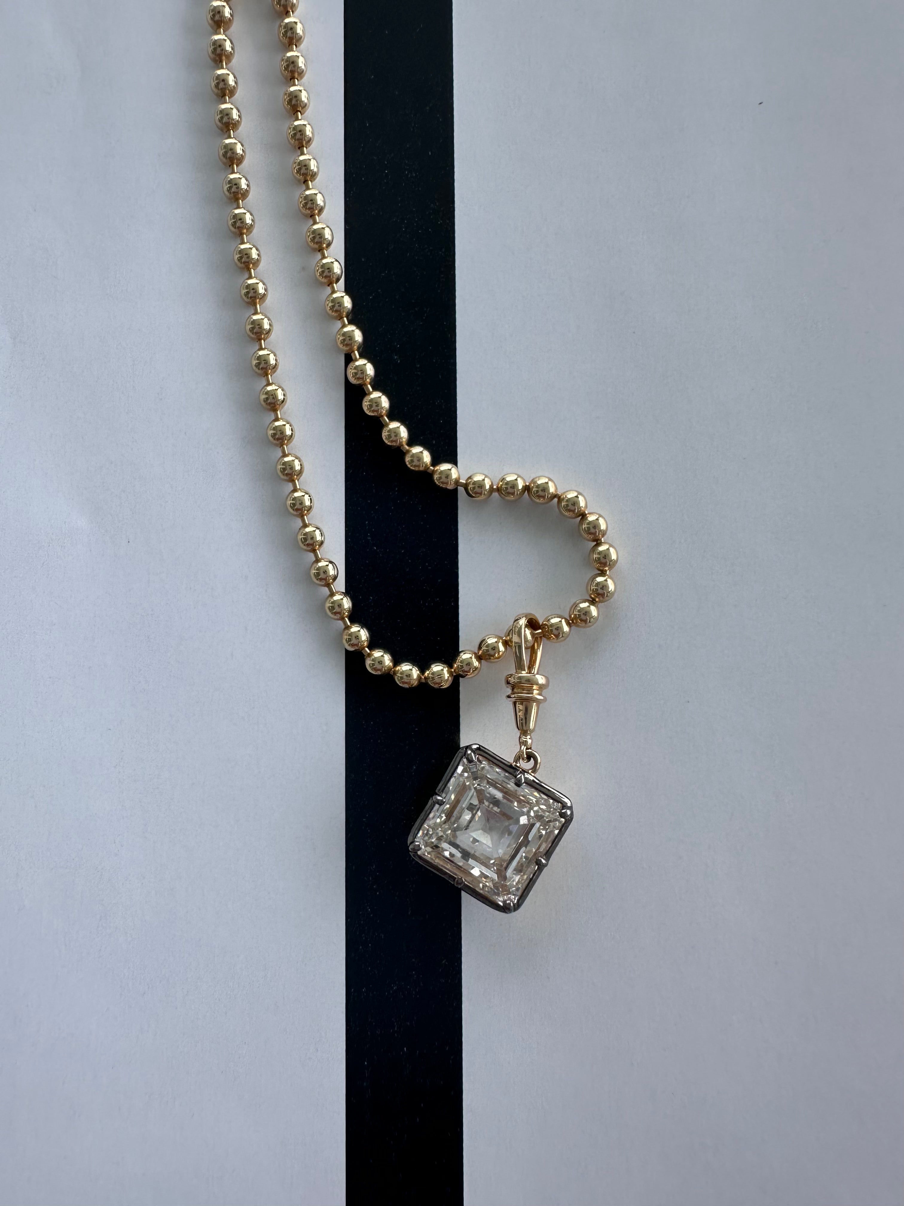 The Georgian Cushion